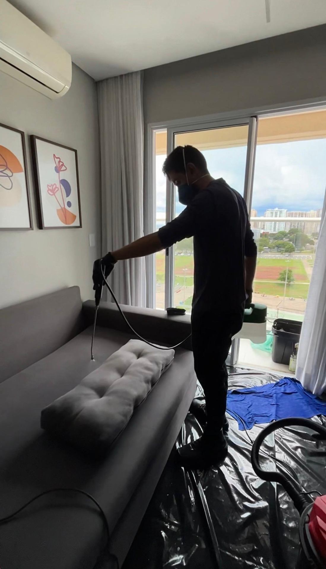 Higienização de sofá em apartamento em Brasília